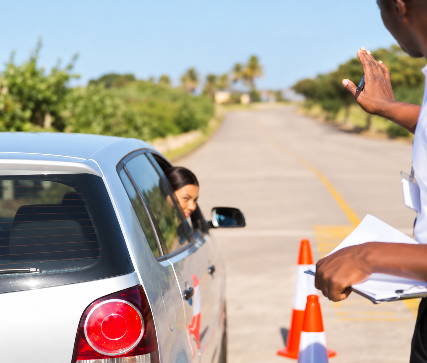 20 uur autorijlessen plus examen.